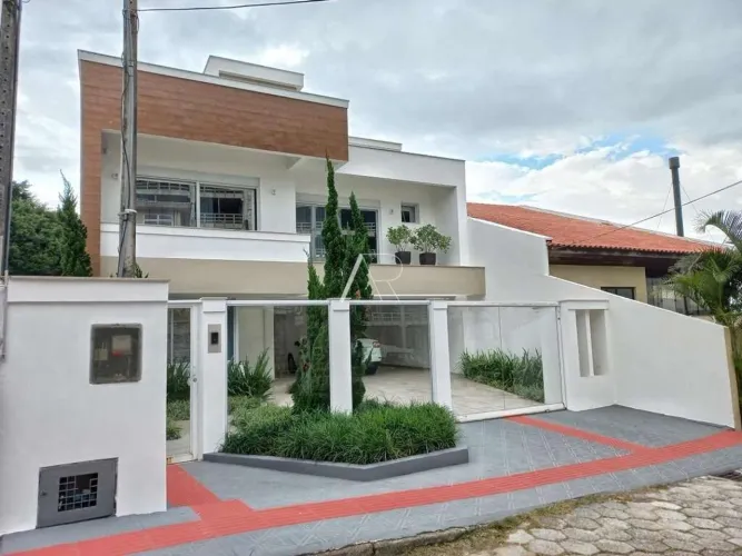 Casa Alto Padrão em Coqueiros, Florianópolis/SC