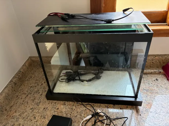 Aquário 24 Litros Quili Blackbox Q-24 Completo