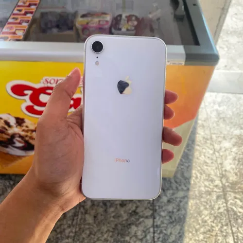 iPhone XR