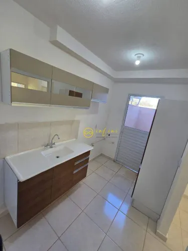 Apartamento Térreo com 2 Quartos à venda, 61 m² por R$ 202.000 - Condomínio Villa Vic Rave