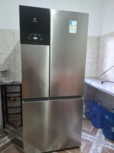 Vende Geladeira Eletrolux