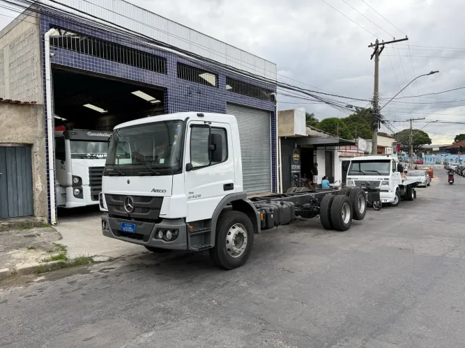 Mb atego 2426 ZERO KM SEM USO NO PLÁSTICO 