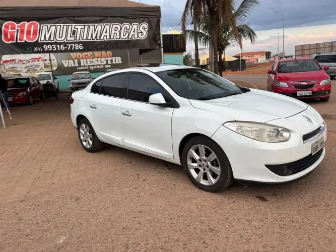 Renault Fluence Sedan Privilège 2.0 16V Flex AUT 2014