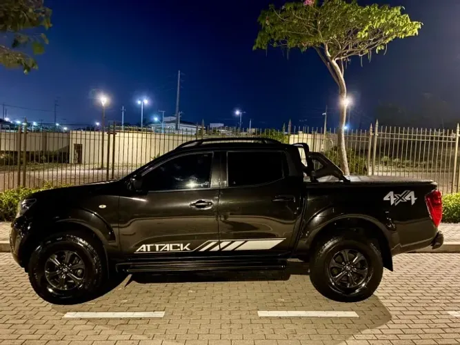Nissan Frontier Attac.cd 4X4 2.3 Bi-TB Die. AUT 2021