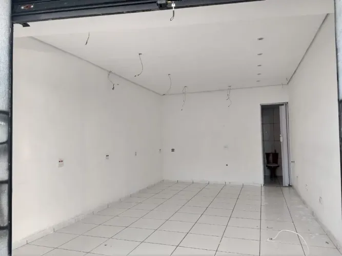 Salão Comercial para Alugar 25 m² | Padroeira Osasco/SP