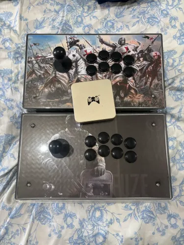 Fliperama portátil com mais de 60000 jogos