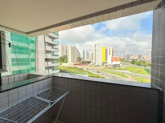 Flat Biarritz | Ponta DAreia | Porteira Fechada | Andar Alto | Nascente | R$ 450 Mil