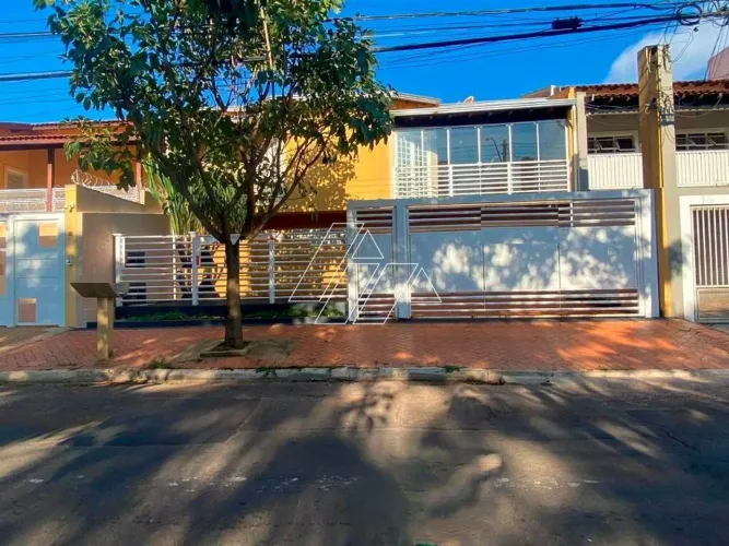 Sobrado com 4 dormitórios (2 suítes) e 4 vagas à venda ou aluguel no Parque das Esmeraldas