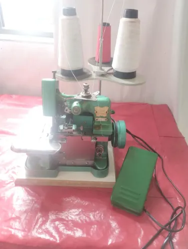 Máquina Overlock Semi-Industrial
