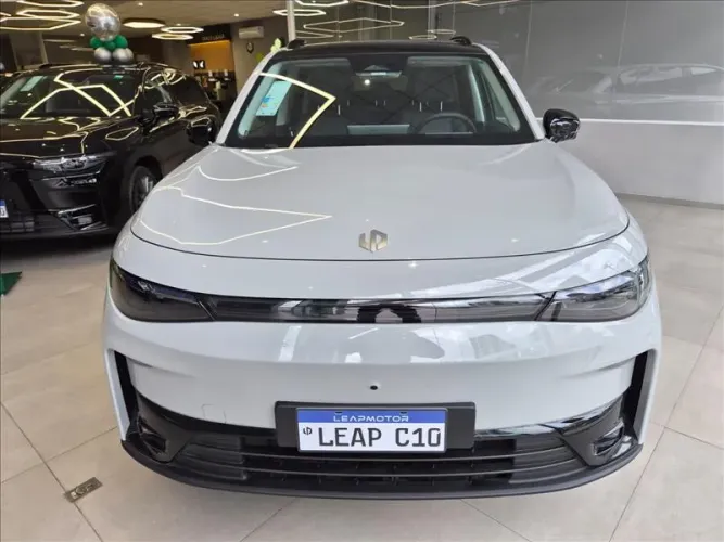 Leapmotor C10 REEV (Híbrido) 2026