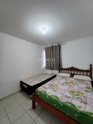 Casa de Condomínio com 5 quartos em Carneiros