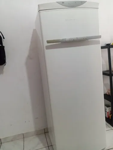 Tô querendo vender porque comprei uma nova, ela está em perfeito estado 