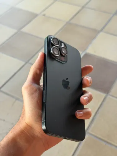 iPhone 16 Pro Max Seminovo