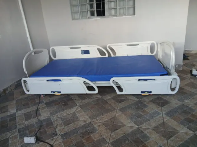 Cama Strayke