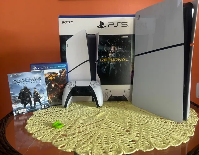 Vendo ps5 slim mídia digital é física