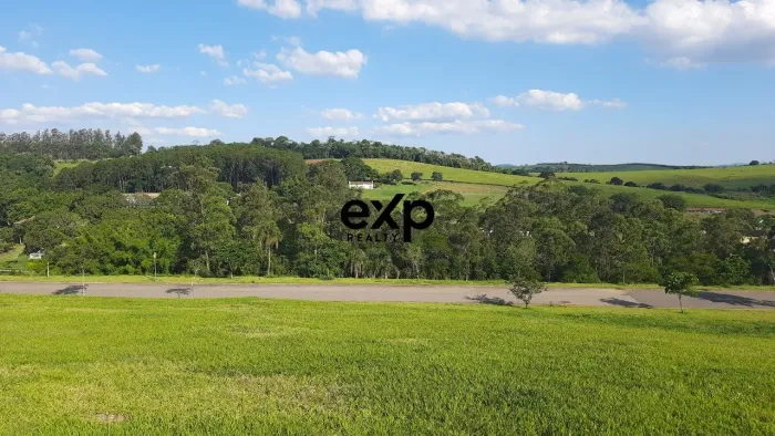 Amplo Terreno com 1733 m² e vista permanente no Condomínio Fazenda Dona Carolina, Itatiba/