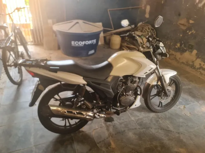 Davra Riva 150 côr branca 