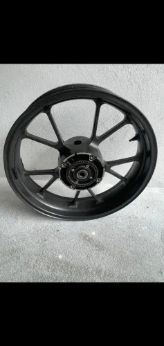 Roda traseira cb300f 