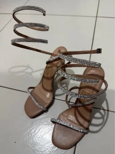 Sandália salto alto UZA 35