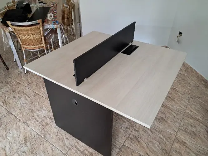 Mesa platafora 2 Lugares