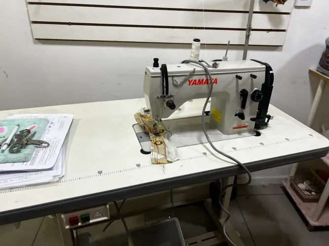 Máquina industrial zig zag Yamato