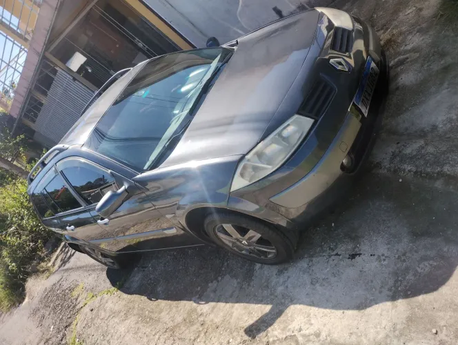 Renault Megane Grand Tour Dynam. Hi-flex 1.6 16V 2007