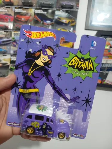 Hot Wheels mulher gato
