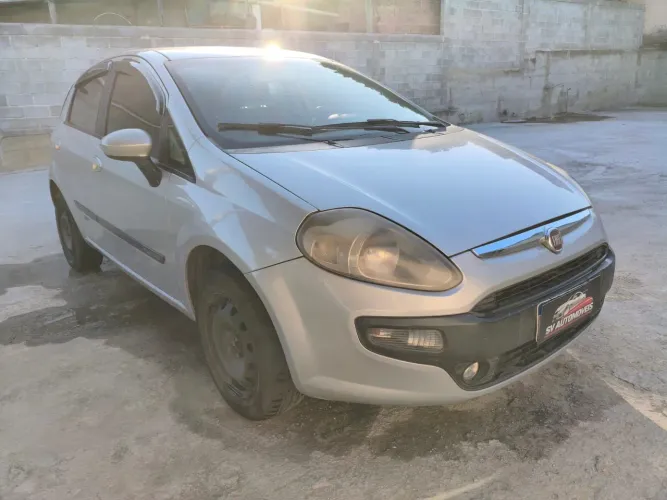 Fiat Punto Attractive Italia 1.4 F.flex 8V 5P 2015