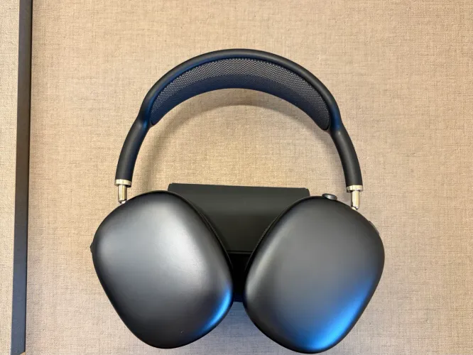 AirPods Max 2 Midnight Impecável