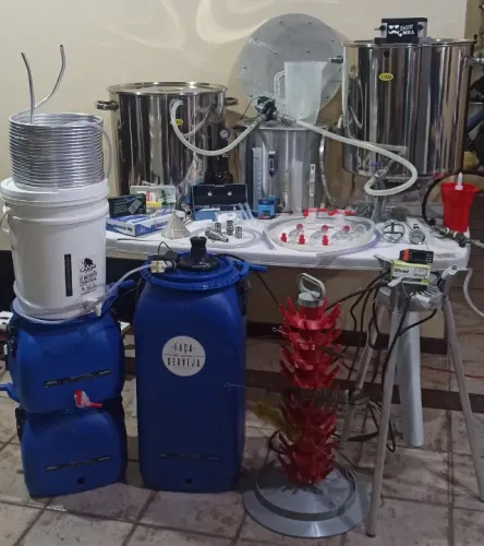 KIT COMPLETO DE CERVEJARIA CASEIRA - QUASE NOVO!