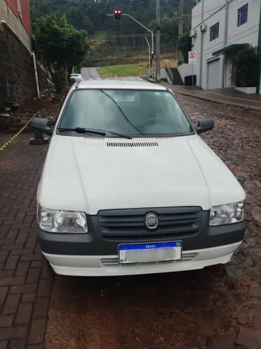 Fiat Uno Mille 1.0 Fire/ F.flex/ Economy 2P 2013