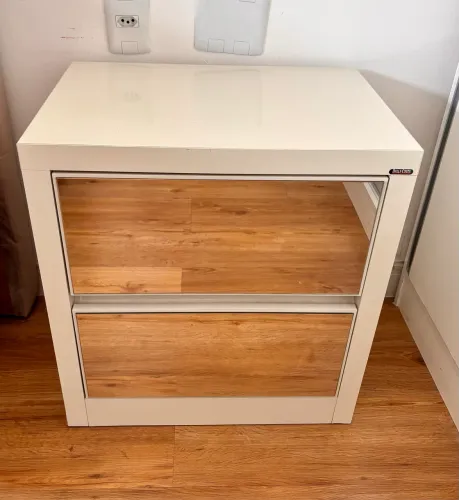 Mesa de cabeceira 