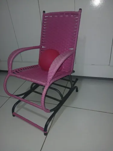 Cadeira de balanço infantil