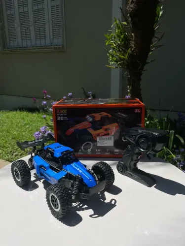 Caminhão Monstro RC 20KM/H - Presente para o Dia das Crianças