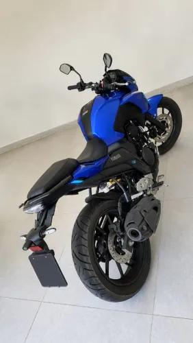 FZ25 Azul 2025 4.000 KM