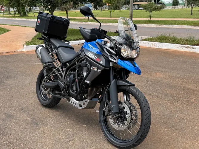 Tiger 800 XCx (impecável)