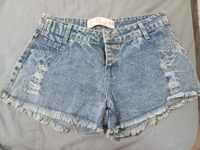 Desapego de roupas estado de novas