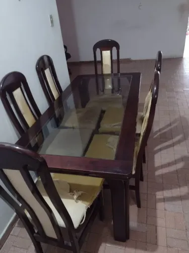 Mesa 6 lugares + móvel