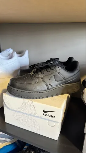 NIKE AIR FORCE POR APENAS R$100