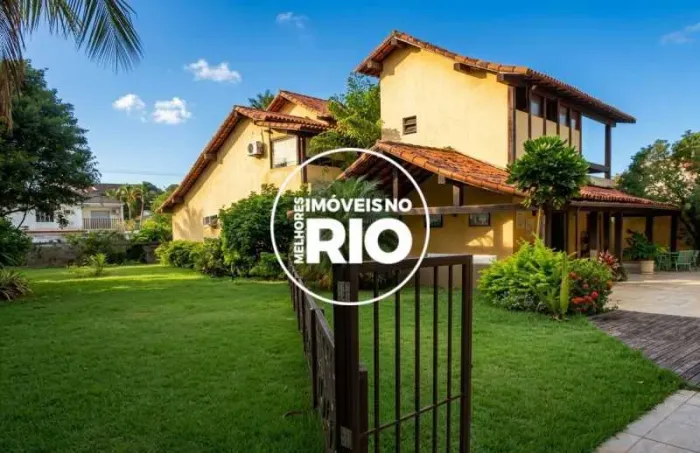 Casa no Condomínio Rio Mar à venda