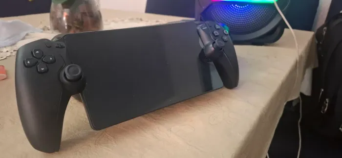 PS Portal + Case + Película 1100