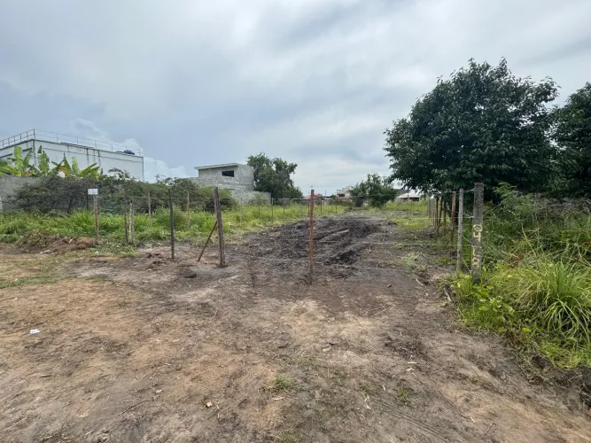 Terreno 12x30 (360mm) Serrambi