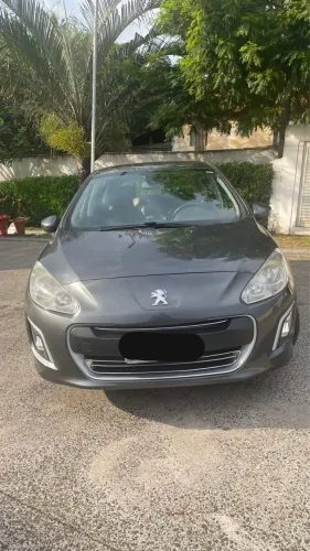 Peugeot 308 Allure 1.6 Flex 16V 5P Mec. 2013