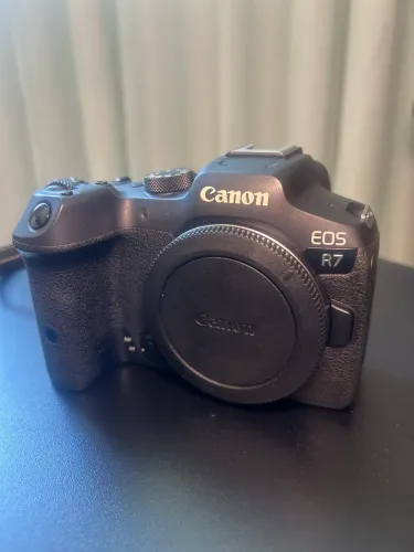 Canon EOS R7 em excelente estado - A melhor APS-C da Canon!