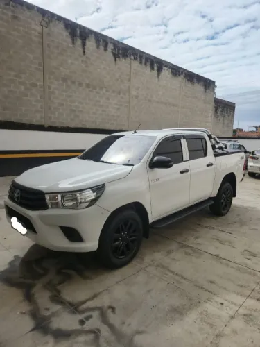Toyota Hilux CD 4X4 2.8 Diesel Mec. 2020