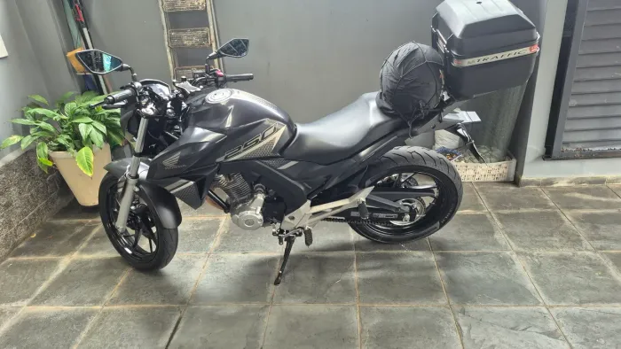 Cb Twister 2022,UNICO DONO