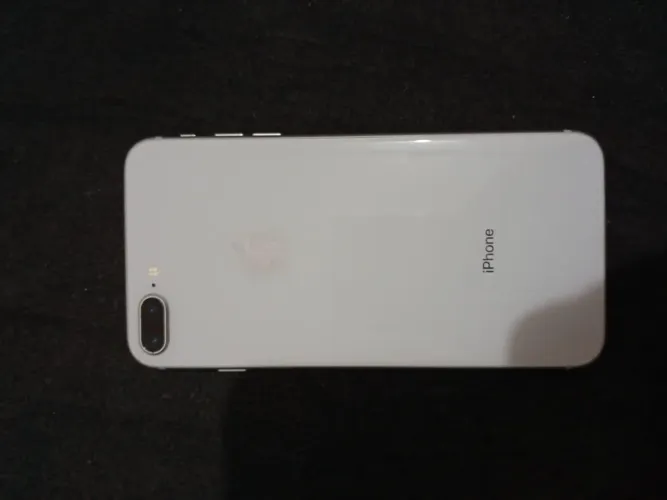 iPhone 8 Plus