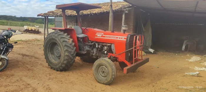 Trator massy Ferguson 275
