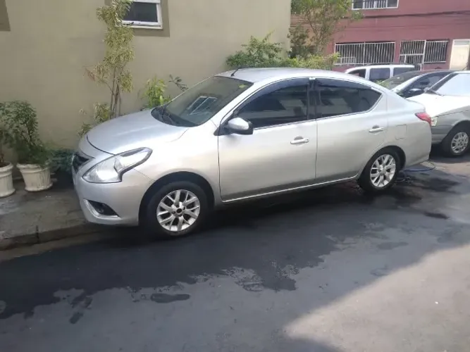 Nissan Versa SV 1.6 16V Flexstart 4P Aut. 2017