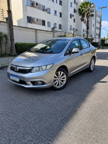 Honda Civic Sedan LXR 2.0 Flexone 16V Aut. 4P 2014